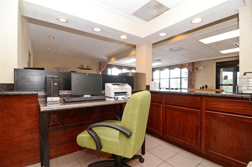 Quality Inn Airport I-240 Memphis Bagian luar foto