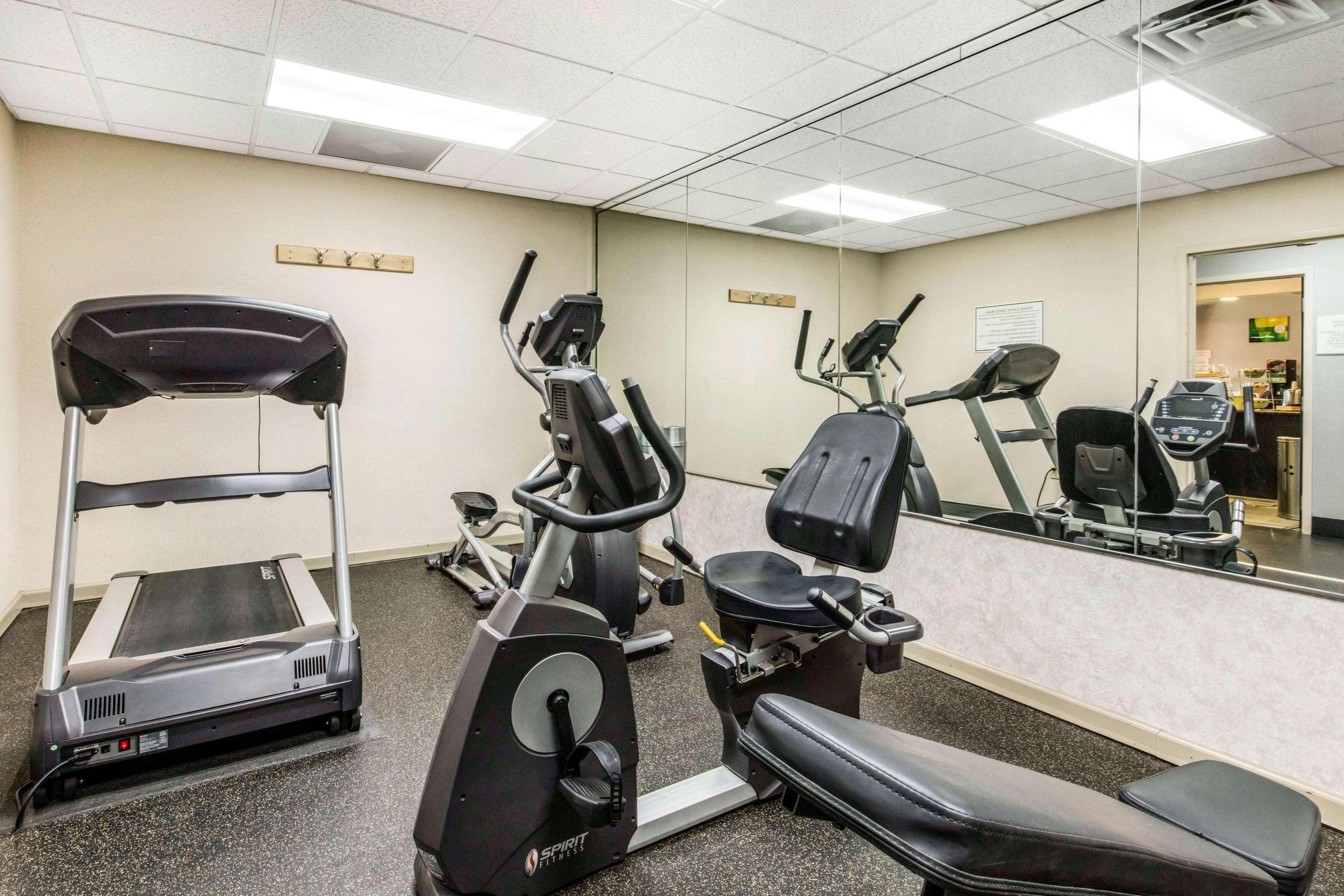 Quality Inn Airport I-240 Memphis Bagian luar foto