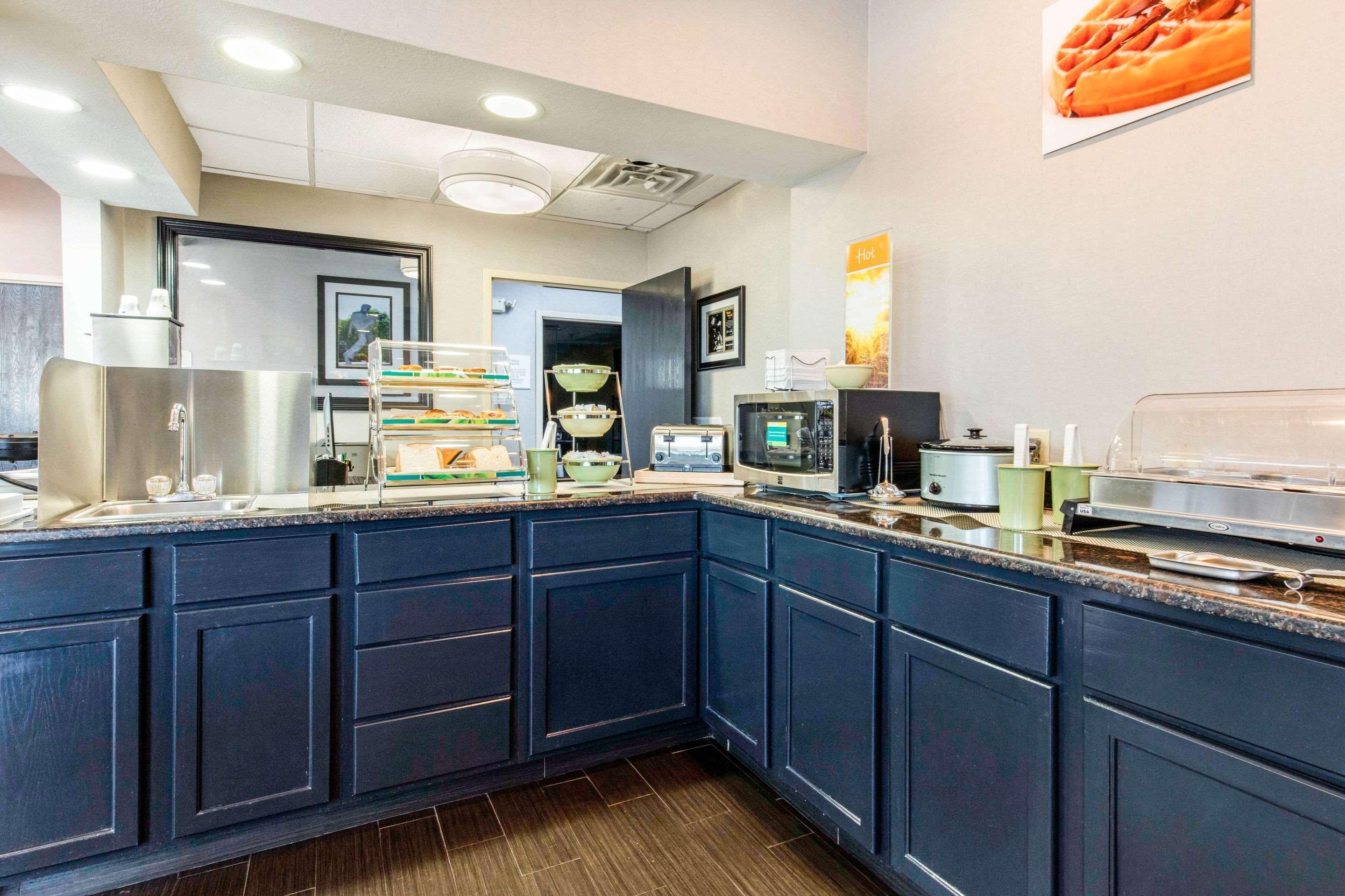 Quality Inn Airport I-240 Memphis Bagian luar foto