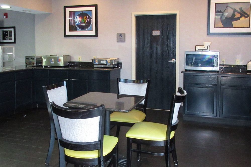 Quality Inn Airport I-240 Memphis Bagian luar foto