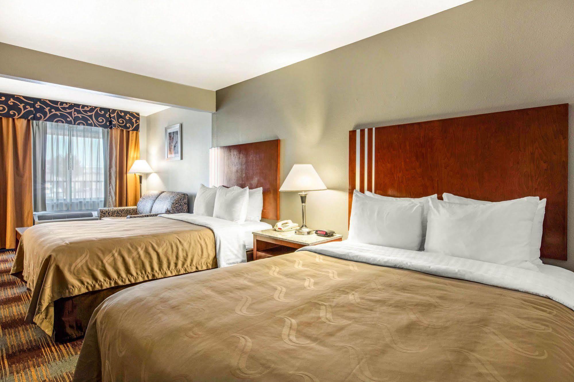 Quality Inn Airport I-240 Memphis Bagian luar foto